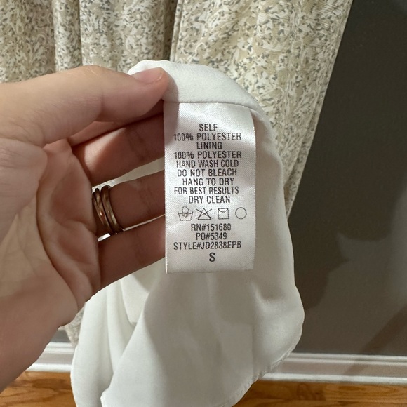 Storia Cream Long Puff Sleeve Maxi Dress - Picture 6 of 6